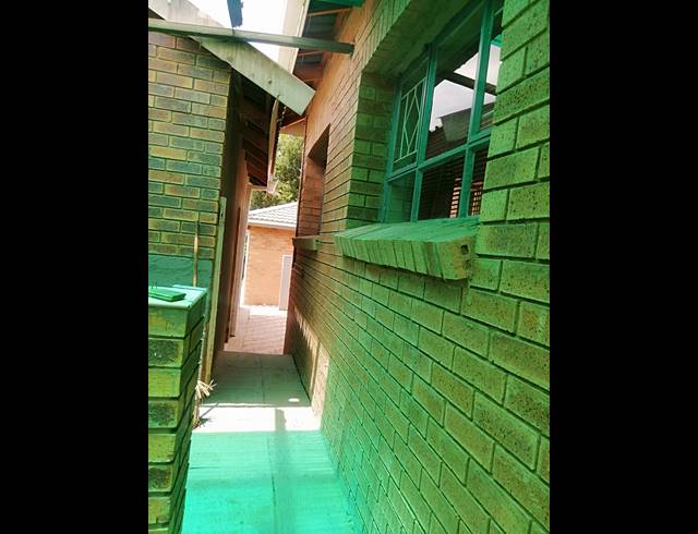 3 BEDROOM FREEHOLD FOR SALE IN ARBORPARK